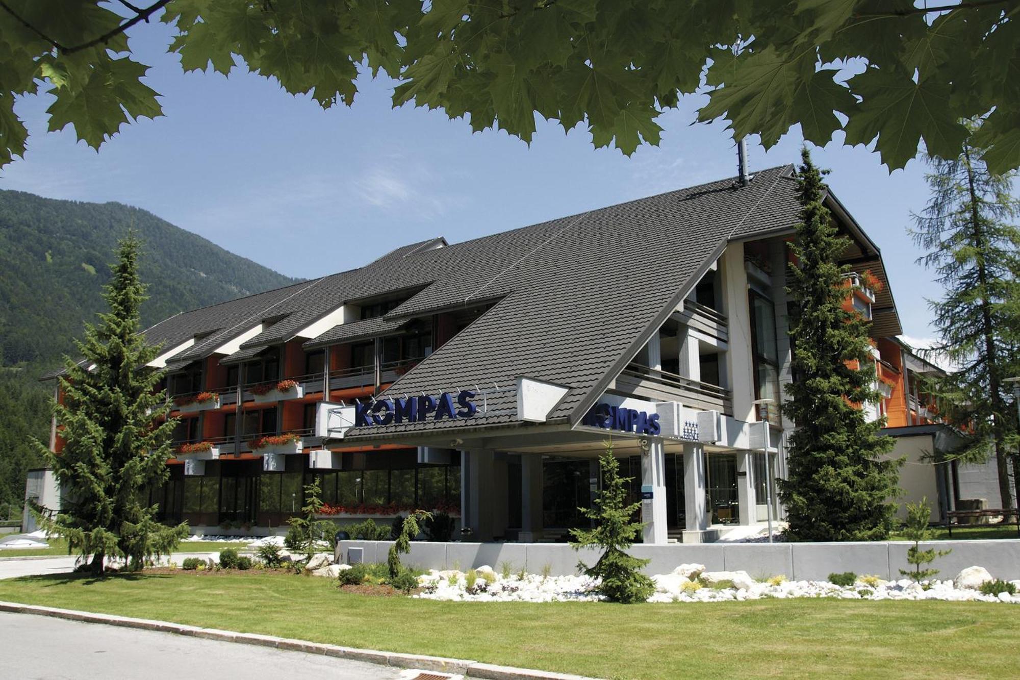 Hotel Kompas Кранська Гора Екстер'єр фото